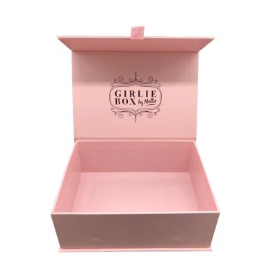 China Wholesale Custom Waterproof Luxurious Waterproof Pink Wedding Atmosphere Closure Gold Foil Birthday Party Magnetic Present Document Gift Boxes for sale