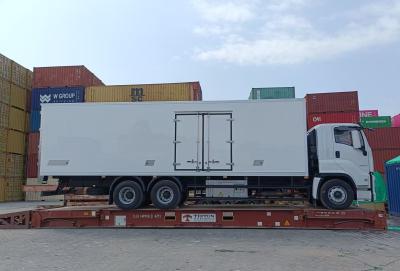 China Insulated Refrigerated Box Truck For Temperature-Controlled Transportation for sale