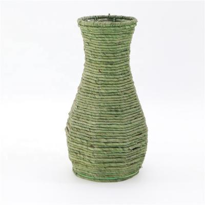 China MBC CLASSIC Wholesale Good Supplier Indoor Woven Decor Corn Husk Vase Handwork Eco-friendly Flower Pot for sale