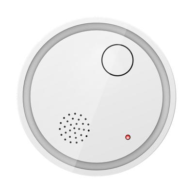 China Plastic ABS EN14604 Approved Tuya APP Control Home Automation IOT ZigBee Smart Wireless Smoke Detector for sale