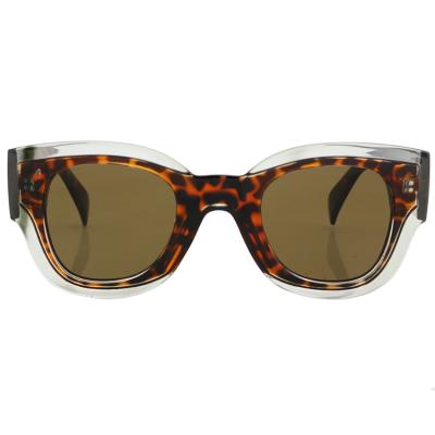 China Fashion Durable Custom Thick Frame New Arrival Leopard Logo Women Sexy Cat Eye Sunglasses for sale