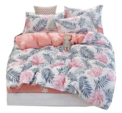 China Nondisposable Bedding Set Customize Wholesale King Simple Sheet Beautiful Plaid Summer Design 4 Pieces Polyester Duvet Cover Set for sale