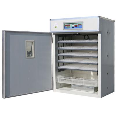 China Farms Professional Automatic Industrial 880 Egg Incubator for sale