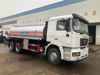 Cina F2000 Cisterna di petrolio SHACMAN 6x4 Cisterna di benzina Cisterna da 300 CV Euro II Rosso in vendita