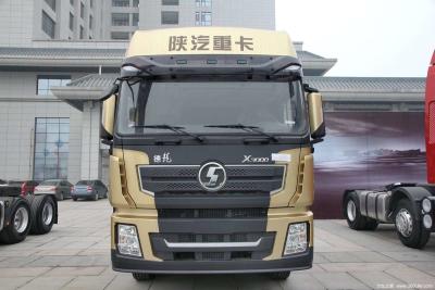 China LNG 480 PS SHACMAN X3000 6x4 Traktor Lkw EuroV Weiß Lkw Traktorkopf zu verkaufen