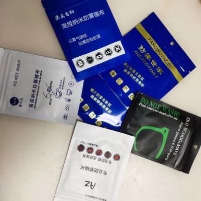 China Anti-Nebelbrillen Reinigungspapier personalisiert 14,5 * 14,5 cm zu verkaufen