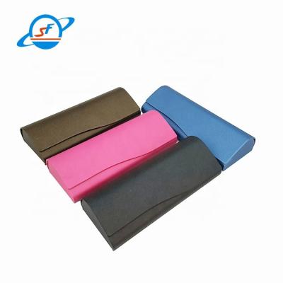 China Lightweight Handmade PU Leather Foldable Eyeglass Case Wear Resistance for sale