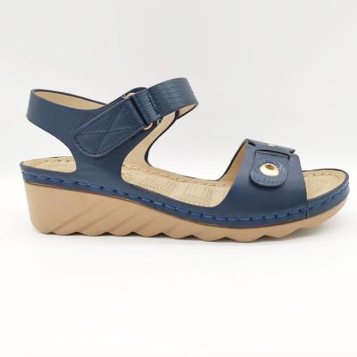 China Hot Selling Unique Design Deodorization Wedge Women Slides Women's Sandals for sale