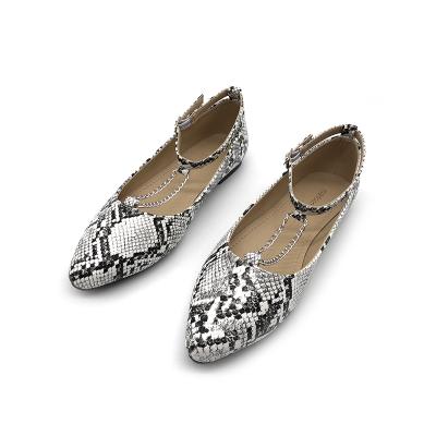 China 2021 Comfortable All-match Lightweight Fashion Snake Pattern Led Ladies Flat Shoes for sale