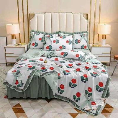 China Nondisposable 100% Polyester Bedding Sets With Comfortable Plain Design for sale