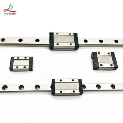 China Smooth Motion Stainless Steel Material 7mm Linear Guide Rail MGN7 and Long Block MGN7H for 3D Printer for sale