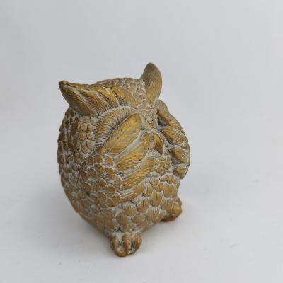 China Art Decor Ready to Ship New Resin Owl Statues Family Animal Statues Home Decoration on Table for sale