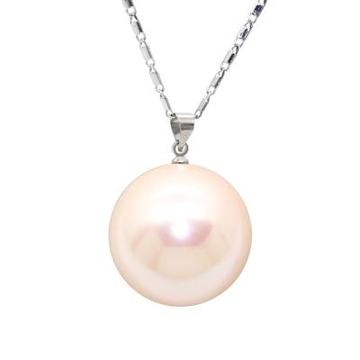 China Other Fashion Big Oyster Shell Pearl Necklace Pendant For Wife's Surprise Gift for sale