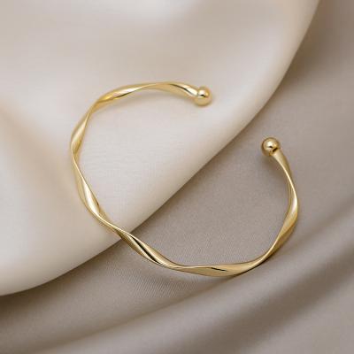 China Vintage Custom Design Bending Bracelets Retro Water Pattern Cool Wave Arc Opening Circle Style Bangle Party Jewelry for sale