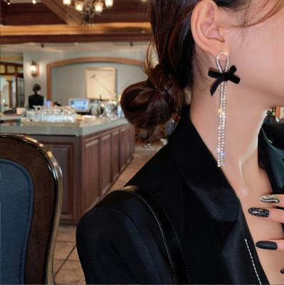 China Korean romantic black women's velvet tassel earrings bow earrings 2022 autumn and winter elegant earrings for sale