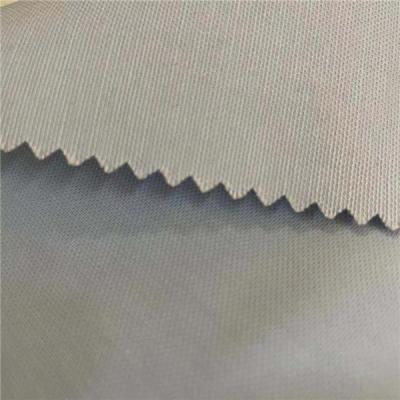 Chine 60 finition uniforme de téflon du tissu 21SX21S 185gsm 150cm de tissu de polyester du coton 40 à vendre