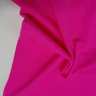 Chine Spandex en nylon respirable du tissu 84% 16% de sports de 140D 210gsm à vendre