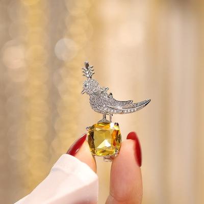 China High Quality Brass Bird Brooch Yellow Zircon Jewelry Accessories Fashion Lady Accessories Luxury Custom for sale