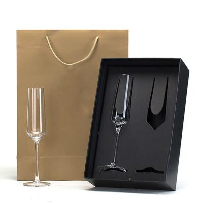 China Recyclable Design Personalized Paper Bags With Loaded Red Wine Goblet Paper Bags for sale