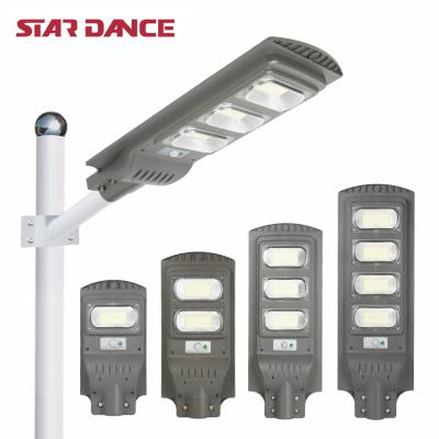 China Fast Outdoor ROAD Chargnig Country Road Light 30w 60w 90w 120w All in One Solar Panel Street Light for sale