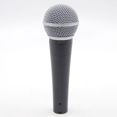 China Professional Microphone Hot Selling Factory Price Professional Wired Microphone Wired Kareoke Microphone for sale