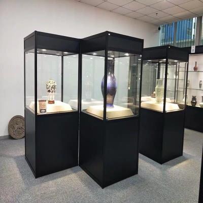 China Single Sided Acrylic Movable Glass Display Rack Shelf Cabinet For Product Display Showcase For Shop Store Fittings Customized for sale