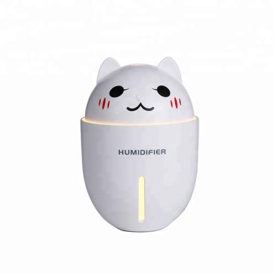 China Newest Car Amazon Design 320ml Essential Oil Diffuser Humidifier Cat Aromatherapy Humidifier with Changing Led Light and Fan for sale