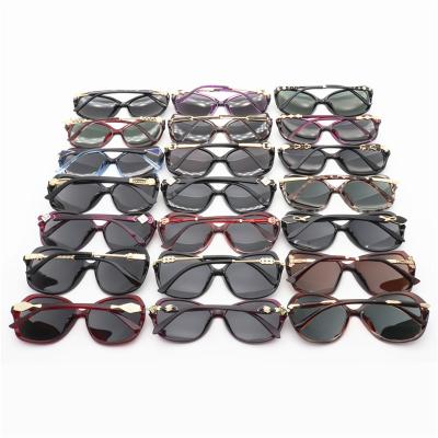 China Fashion sunglasses PUSHI 2021new fashion sun shades cheap price polarized sunglasses mix loose women outdoor driving sunglasses for sale