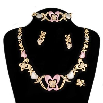 China Hot Selling Fake Diamond Necklaces Jewelry Set of 3 Colors Women Gift XOXO Coral Rhinestone Bridesmaid African Beads Hiphop BPOYB for sale