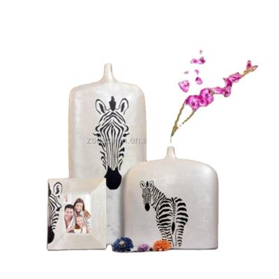 China China Resin Vase Model Home Decoration for sale