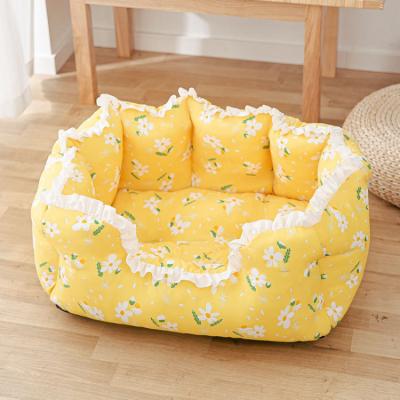 China Wholesale Washable Luxury Non-slip Modern Cute Comfortable Stocked Winter Warm Dog Nest Pet Supplies Bed Self-heating Cotton Dog Bed for sale