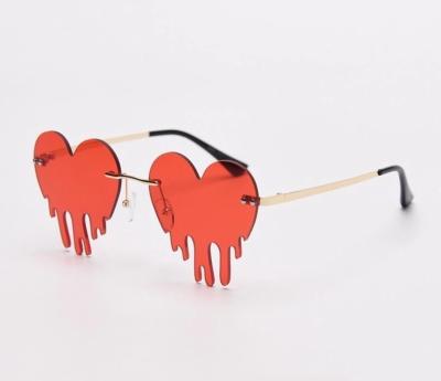 China 2020 New Arrival Fashion Sunglasses Ladys Rimless Sun Glasses Ocean Color Sun Shades Water-drop Heart Shape Sunglasses for sale