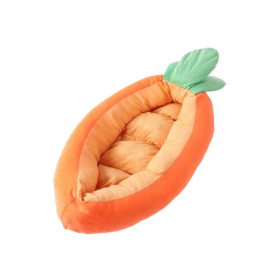 China Wholesale Custom Promotion Stuffed Carrot Shape Plush Kennel Stuffed Pet Toy for sale