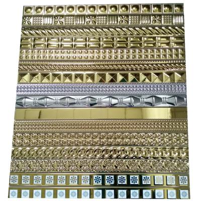 China Glazed Metallic Tiles Gold And Silver Pencil Ceramic Border Tile 40x600 for sale