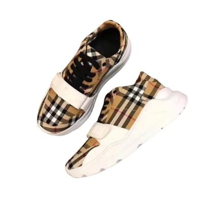 China 2022 Fashion Trend Check Pattern Leather and Suede Arthur Sneakers Women and Men Casual Shoes Brand Men Shoes for sale