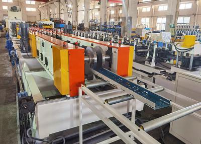 China Galvanisierter Stahl/Edelstahl/vorgestrichenes Stahl-perforiertes Kabel Tray Roll Forming Production Line zu verkaufen