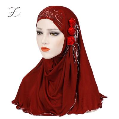 China Soft Touch Feeling Muslim Women Wholesale Spring Three Tassel Tassel Summer Scarf Elegant Fashion Hijabs FIONA Custom 2022 for sale