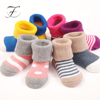 China Fiona New Design Newborn Baby Thick Warm Terry Socks 100% Cotton Color OEM Winter Viable Organic QUICK DRY Service for sale