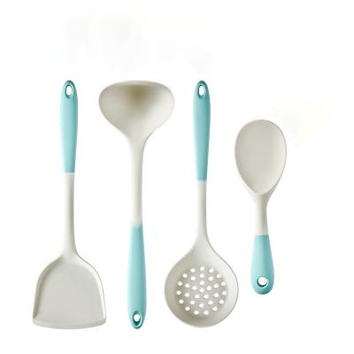 China Precio mayorista Silicona utensilios de cocina cucharas palas de dos colores utensilios de cocina sin pegamento 4 piezas en venta