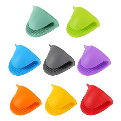 China Muchos productos de cocina de color Silicona de resbaladiza Clip de guante adecuado horno de horneado resistente a la silicona guantes resistentes al calor en venta