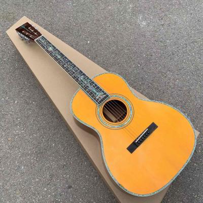 中国 Yellow Painting Solid Spruce Top 39 Inch 000 Type Acoustic Guitar Abalone Ebony Open Headstock 販売のため