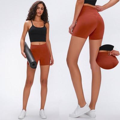 China New 2021 Pocket Quick-Dry Tight Breathable Stretch High Waist Sports Shorts Lift Up Hip Yoga Fitness Shorts for sale