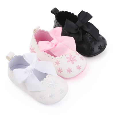 China Spring Summer Baby Shoes Durable Soft Soled Embroidered Baby Princess Shoes Indoor Prewalker Shoes for sale