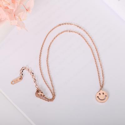 China Girls Casual/Sporty Smiley Pendant Necklace Charm Necklace Rose Gold Chain Personalized Fashion Design for sale