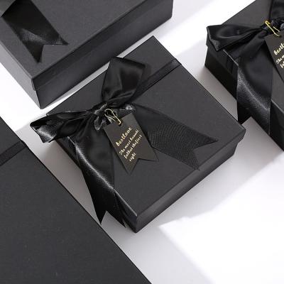 China Custom Materials Private Label Small Recycled Gift Boxes Wholesale With Magnetic Lid for sale