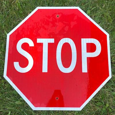 中国 Aluminum Red White 50x50 Octagon Sign 50x50 Film Stop Cardboard Reflective Traffic Road Signs 500mm*500mm (Customized) 販売のため