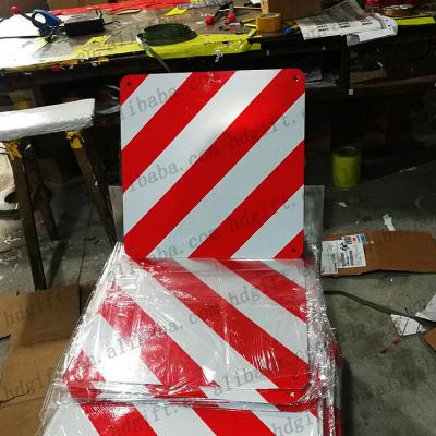 中国 Aluminum Safety Road Traffic Lanes Sheet Street Warning Sign Red/White Diagonal Tin Plate Custom Reflective Film 500mm*500mm (Customized) 販売のため