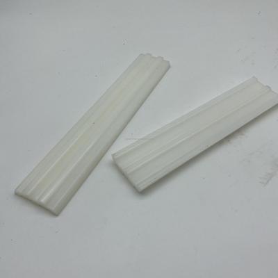 China Factory Price Custom Modern OEM PVC / PA6 / ABS / PC Extruded Plastic Corner Profiles Extrusion for sale