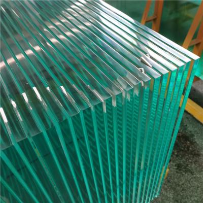 China Modern BTG CE Certified Toughened Glazing Staircase Fencing Tempered Laminated Glass Staircase for sale