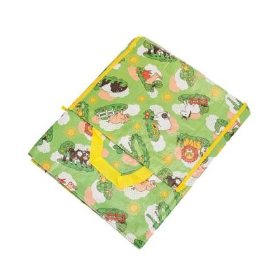 China OEM/ODM Reusable Beach Bag Mat ECO Waterproof Custom Folding Picnic Mat PP Woven Folding Picnic Mat for sale